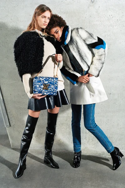 Look 7